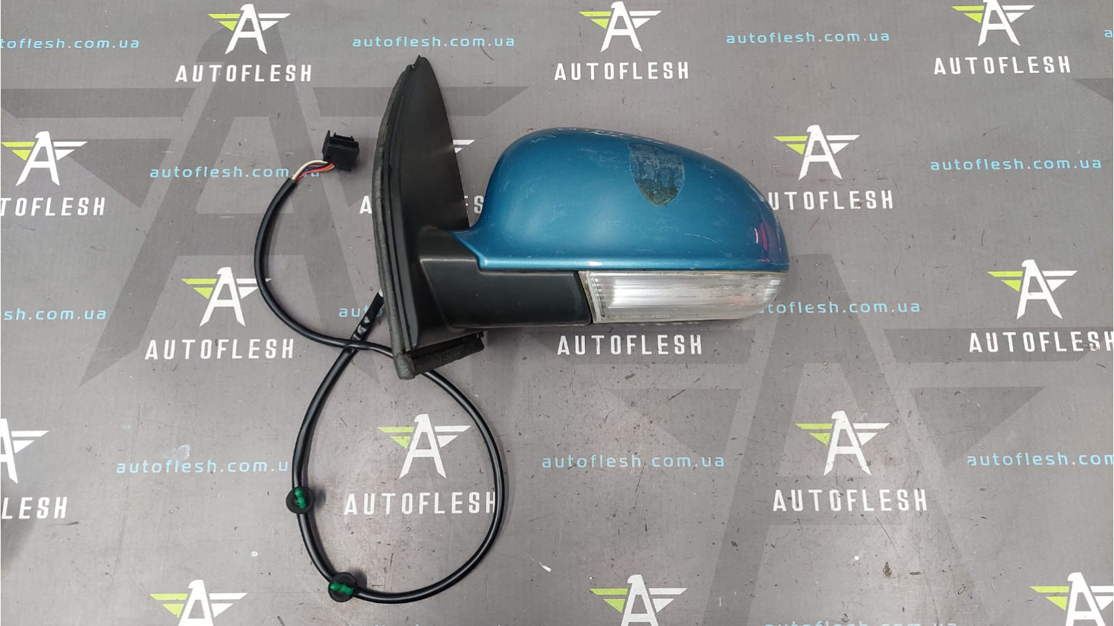 Зеркало левое 1K1857508, 7pin Volkswagen Golf V гольф 5 хетчбек бу